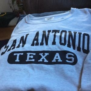 Light gray San Antonio Texas sweatshirt.